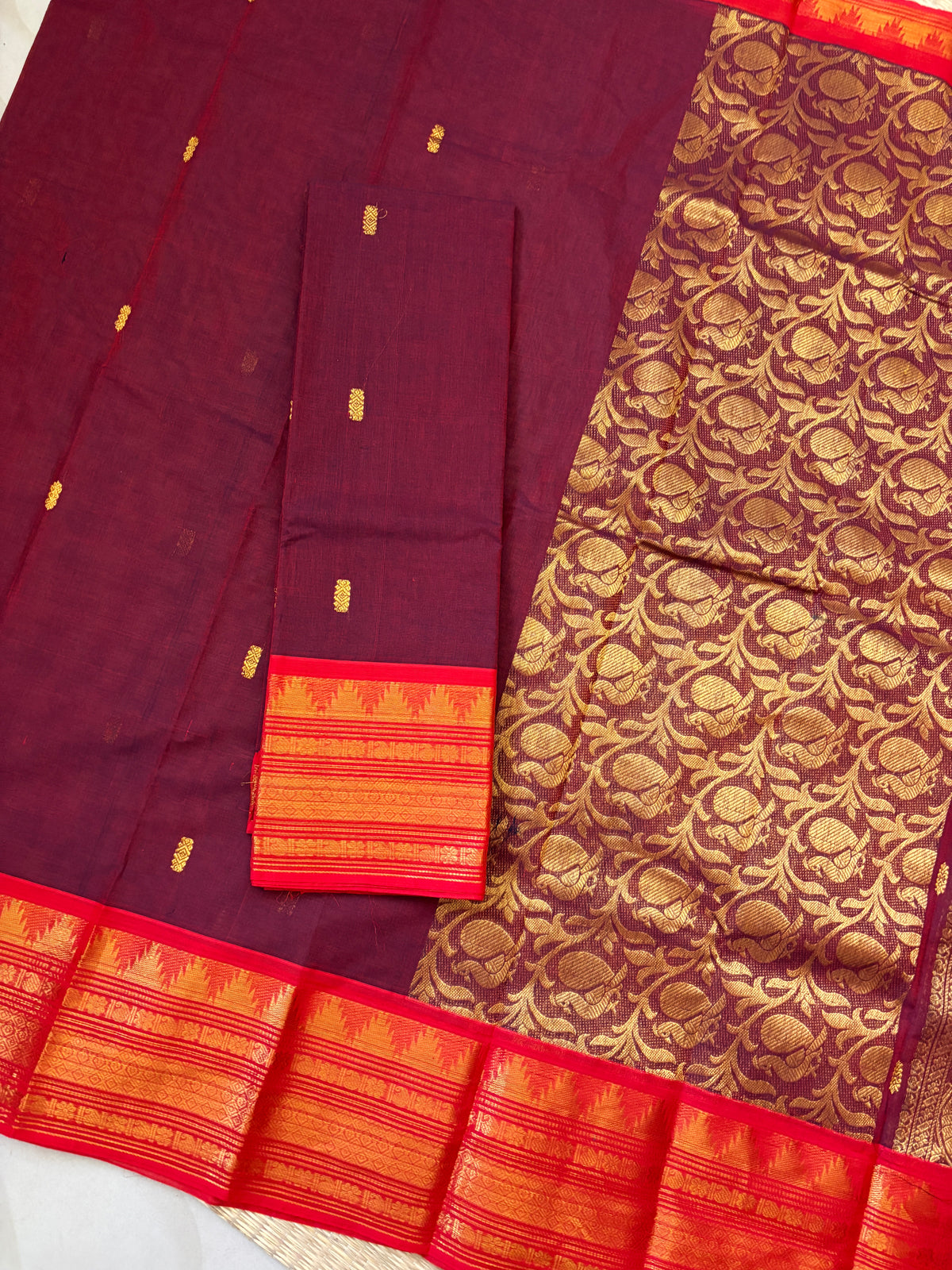 Varnika - Kanchi Rich pallu sets
