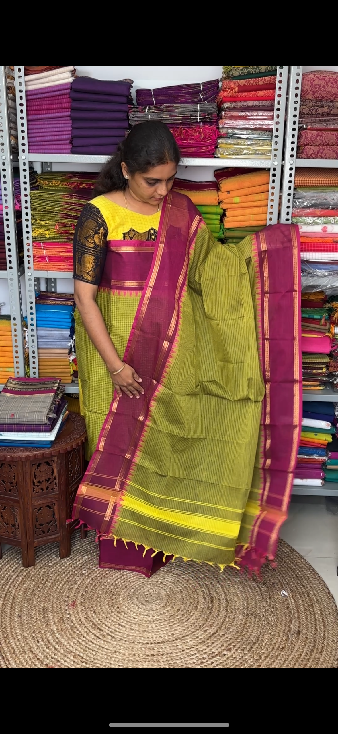 Ektha - korvai kattams gap borders
