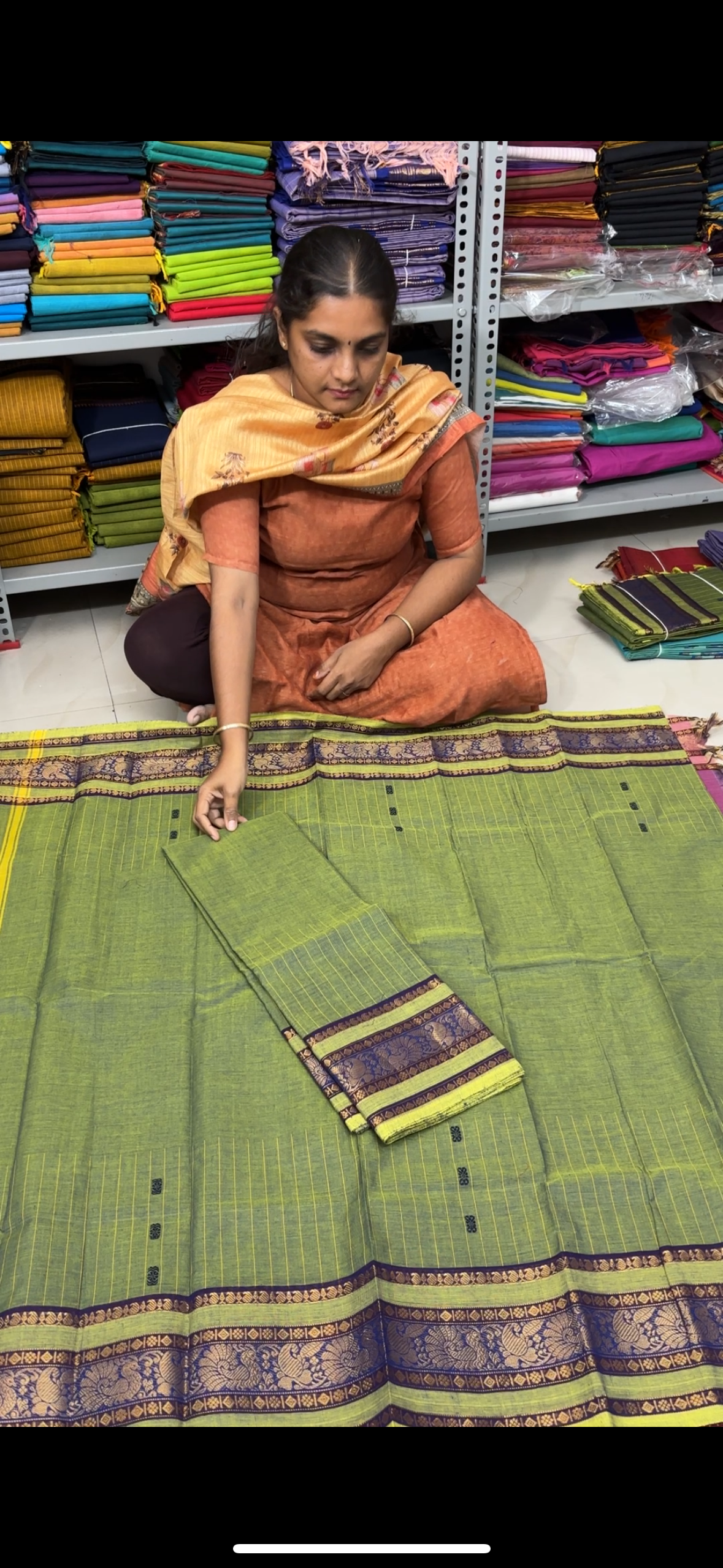 Mahitha - Deep olive