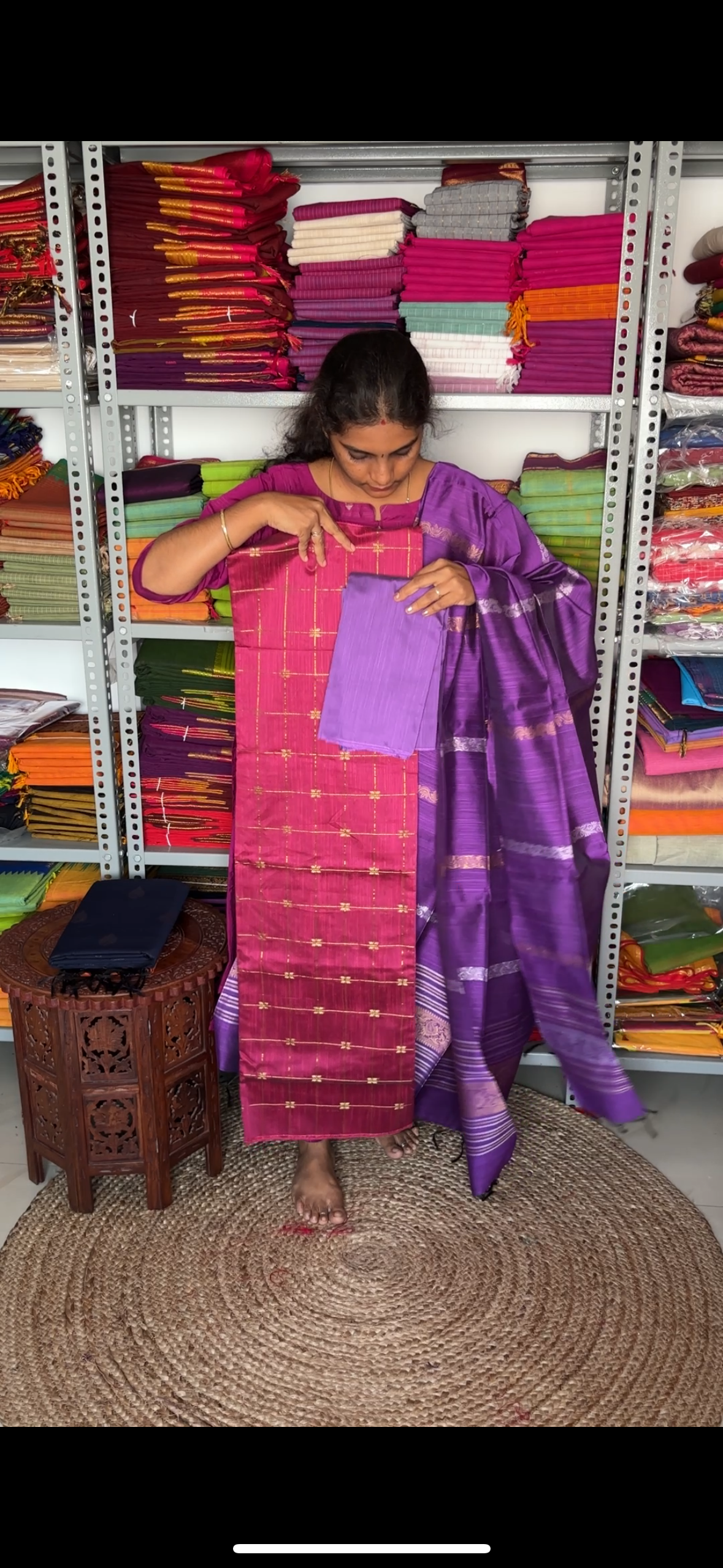 Saanvi - Raw silk set